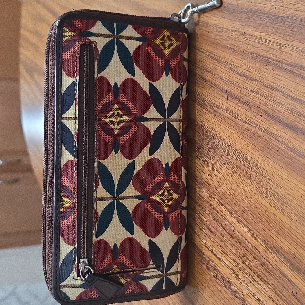 Fossil Key-Per Wallet - Picture 2 of 6